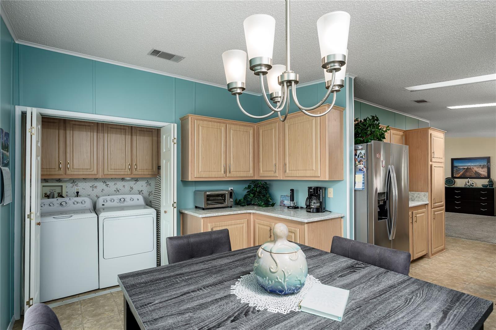 IMPERIAL LAKES ESTATES UNIT III - Residential