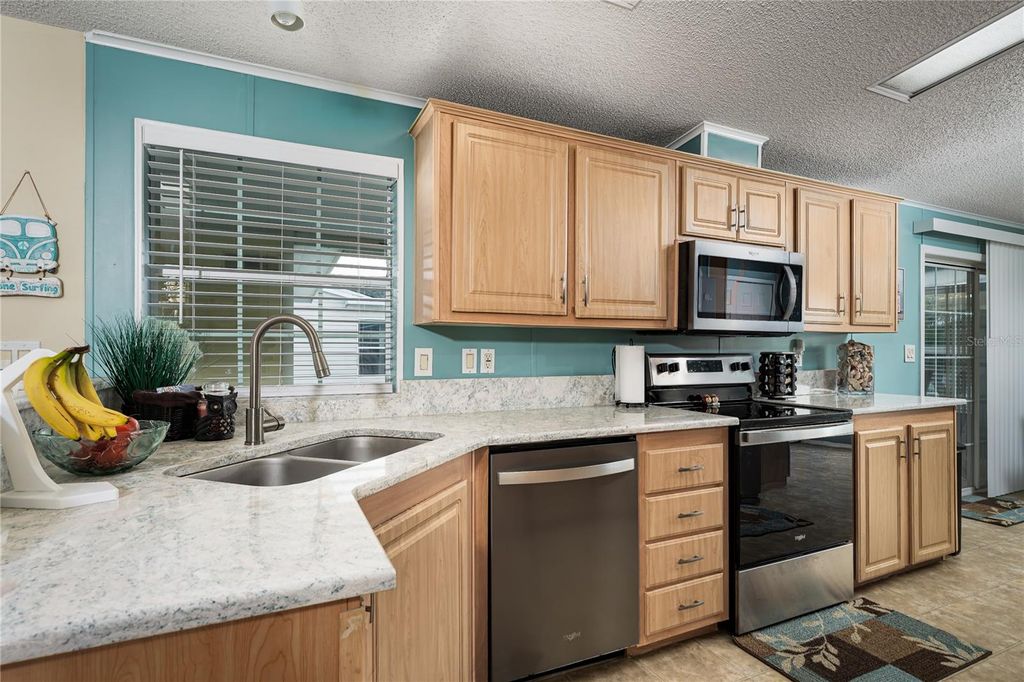 Photo of 8523 Countess Avenue Circle, Palmetto, FL 34221 (MLS # A4667768)