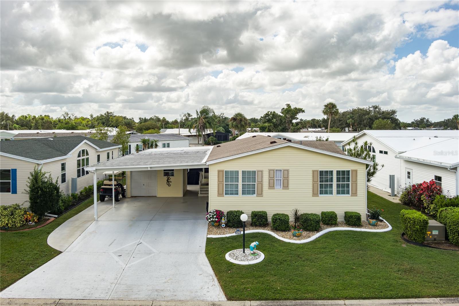 IMPERIAL LAKES ESTATES UNIT III - Residential
