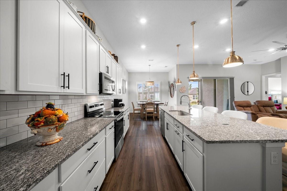 STONE CREEK BT DEL WEBB - Residential