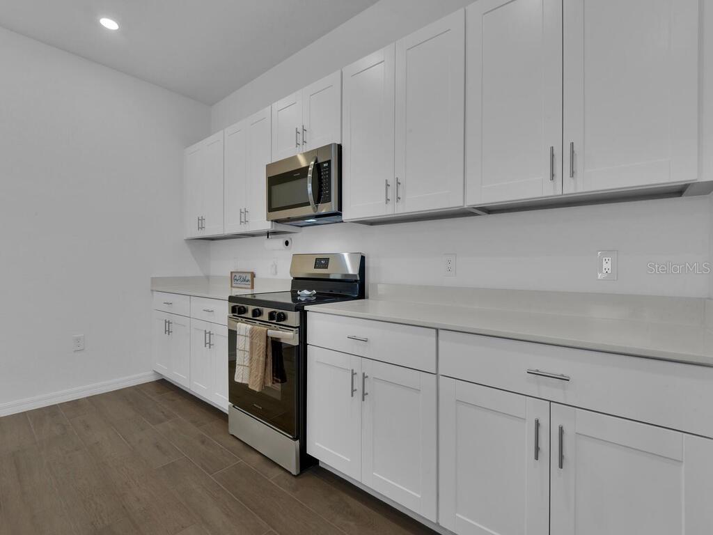 TUCKERS POINTE PH 1 - Residential