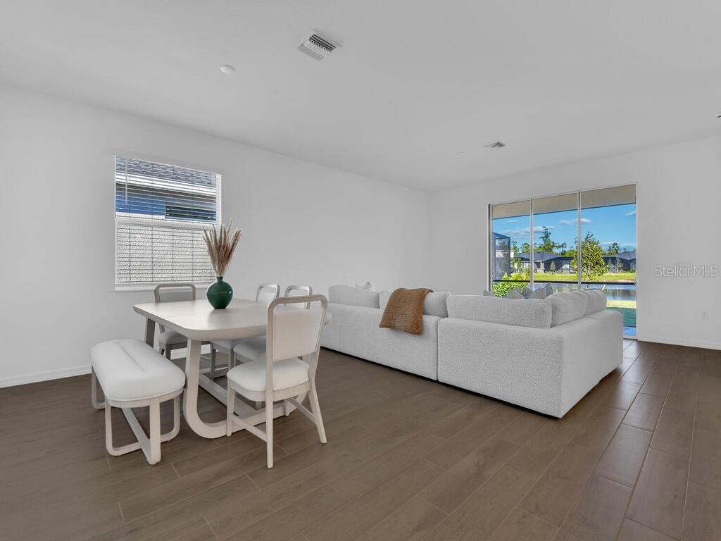 TUCKERS POINTE PH 1 - Residential