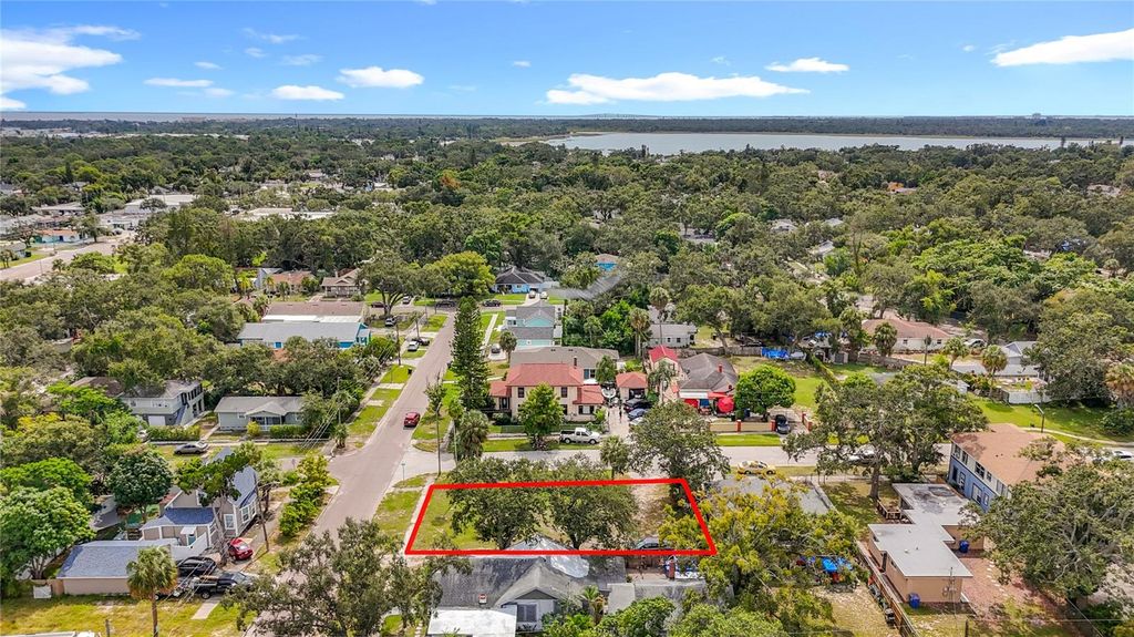 Photo of 1831 10th Street S, St Petersburg, FL 33705 (MLS # TB8435455)