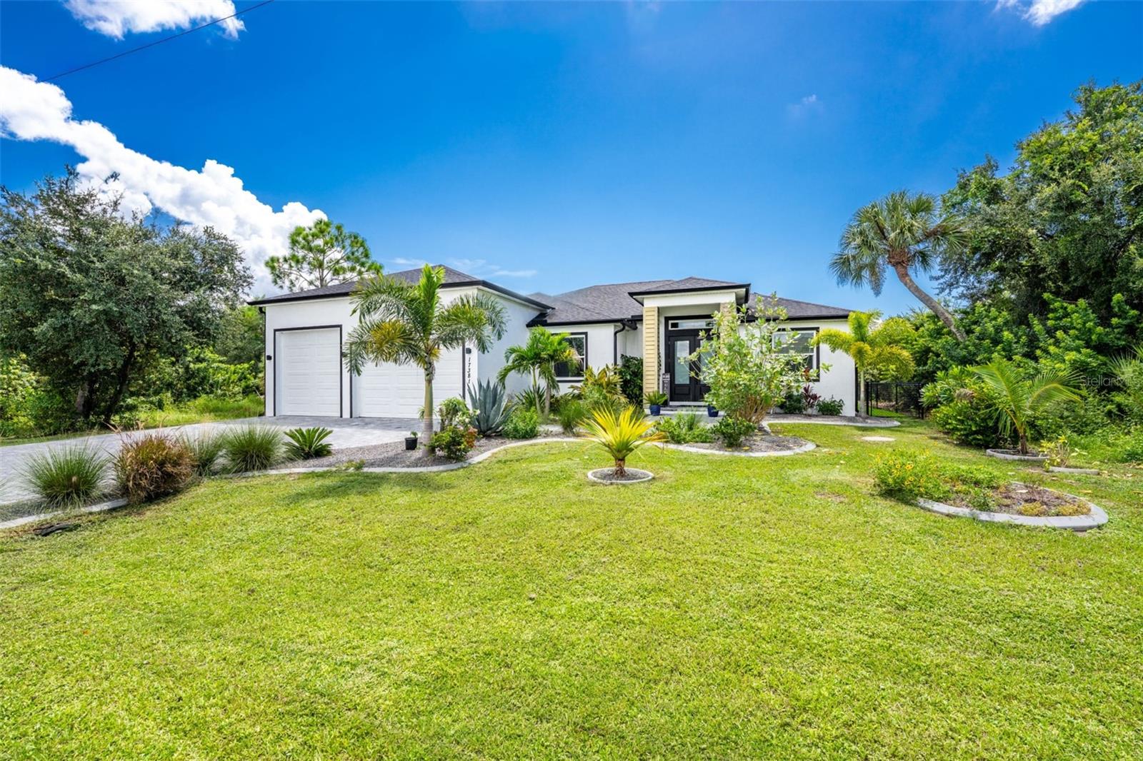 17381 ROBINSON AVENUE, PORT CHARLOTTE, FL, 33948 1 17381 ROBINSON AVENUE