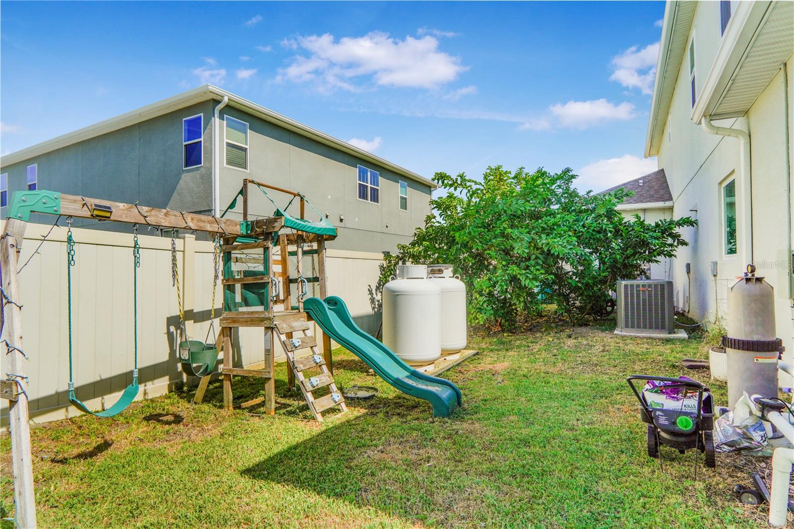 MCALLISTER LNDG PH 2 - Residential Lease