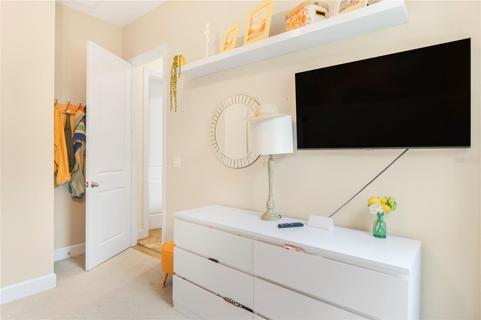 MCALLISTER LNDG PH 2 - Residential Lease