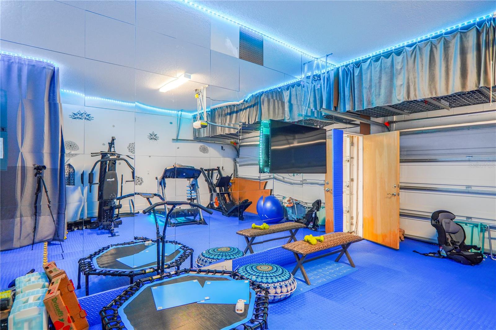 MCALLISTER LNDG PH 2 - Residential Lease