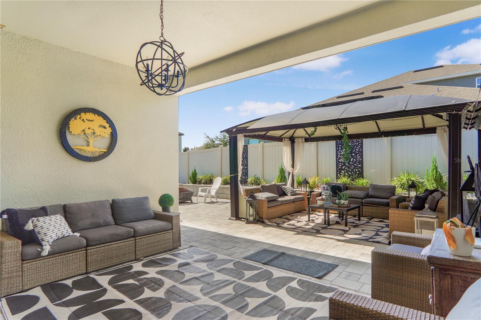 MCALLISTER LNDG PH 2 - Residential Lease