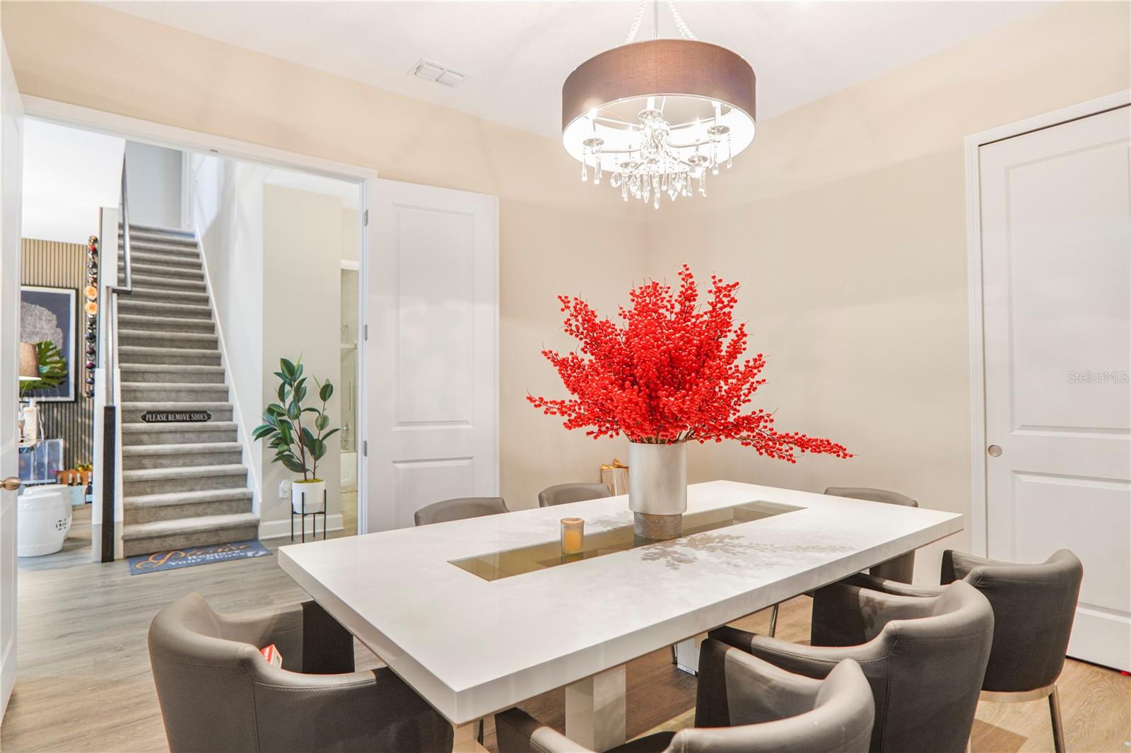 MCALLISTER LNDG PH 2 - Residential Lease