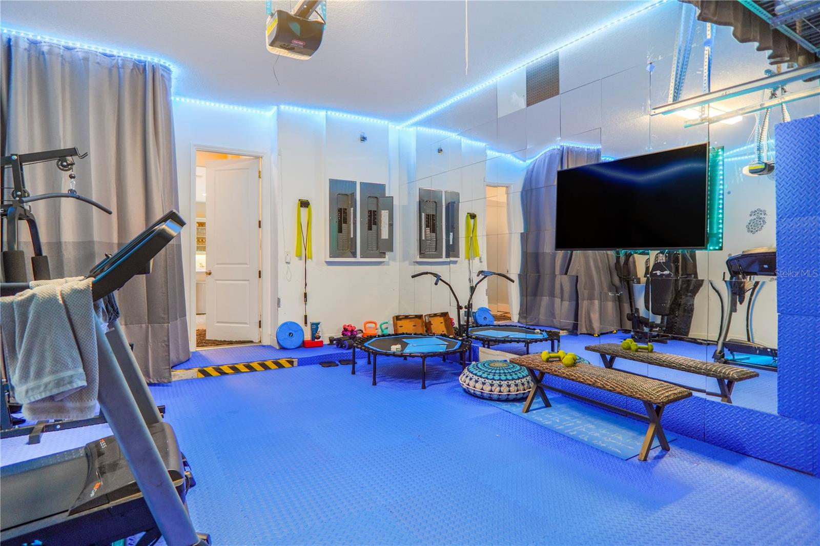 MCALLISTER LNDG PH 2 - Residential Lease