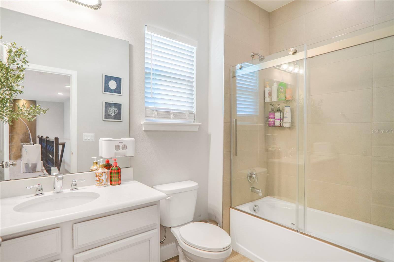 MCALLISTER LNDG PH 2 - Residential Lease