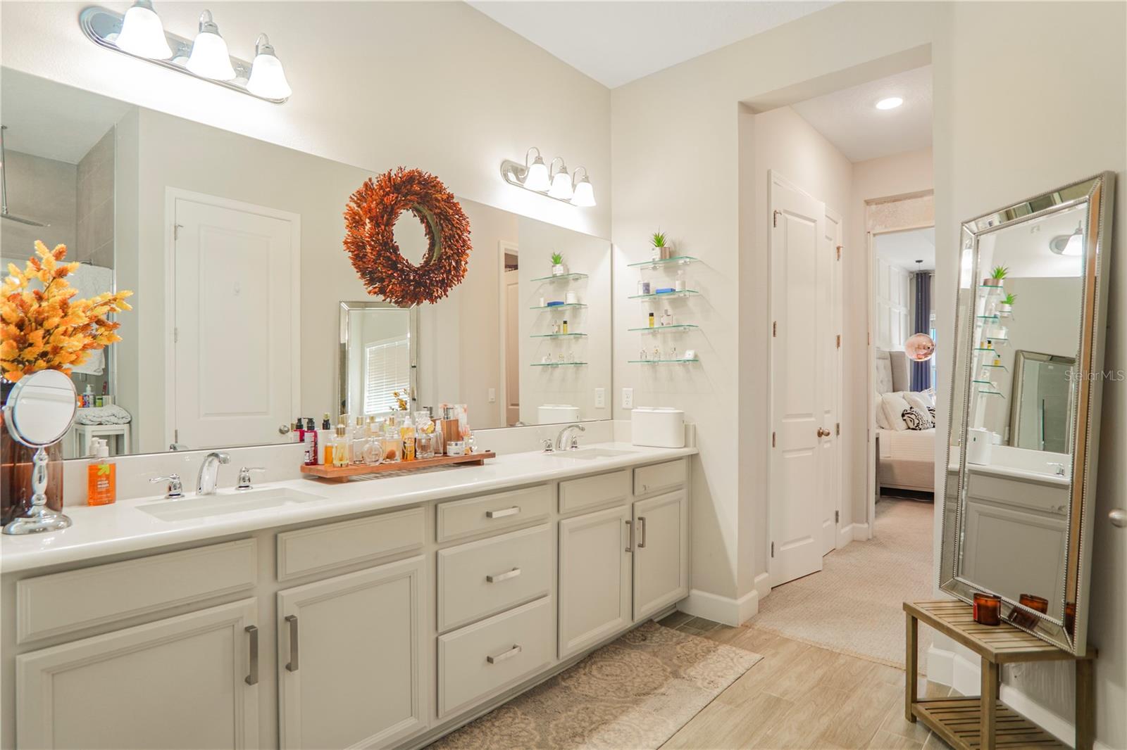 MCALLISTER LNDG PH 2 - Residential Lease