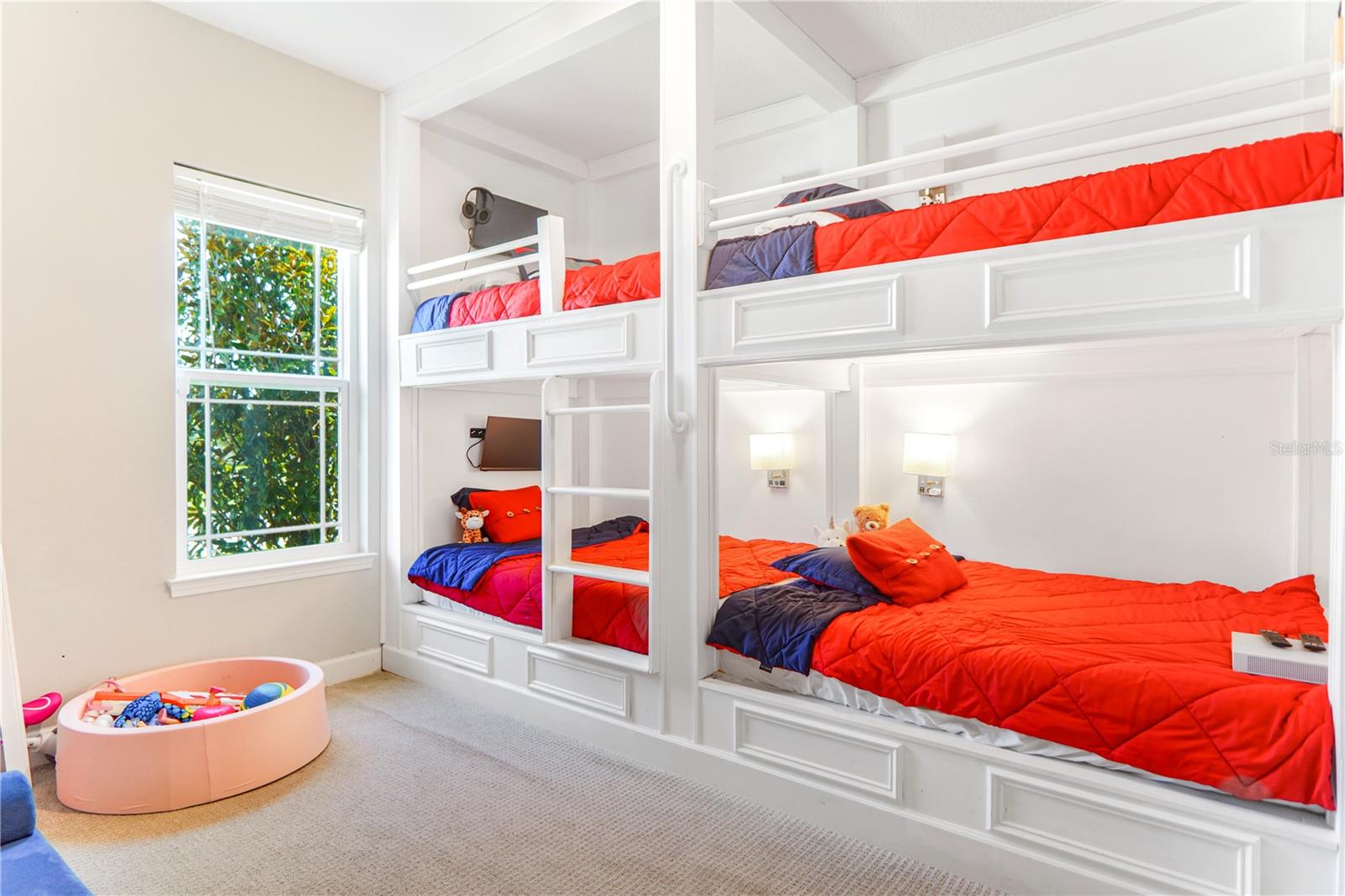 MCALLISTER LNDG PH 2 - Residential Lease