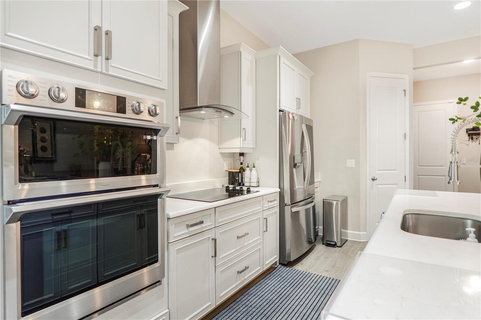 MCALLISTER LNDG PH 2 - Residential Lease