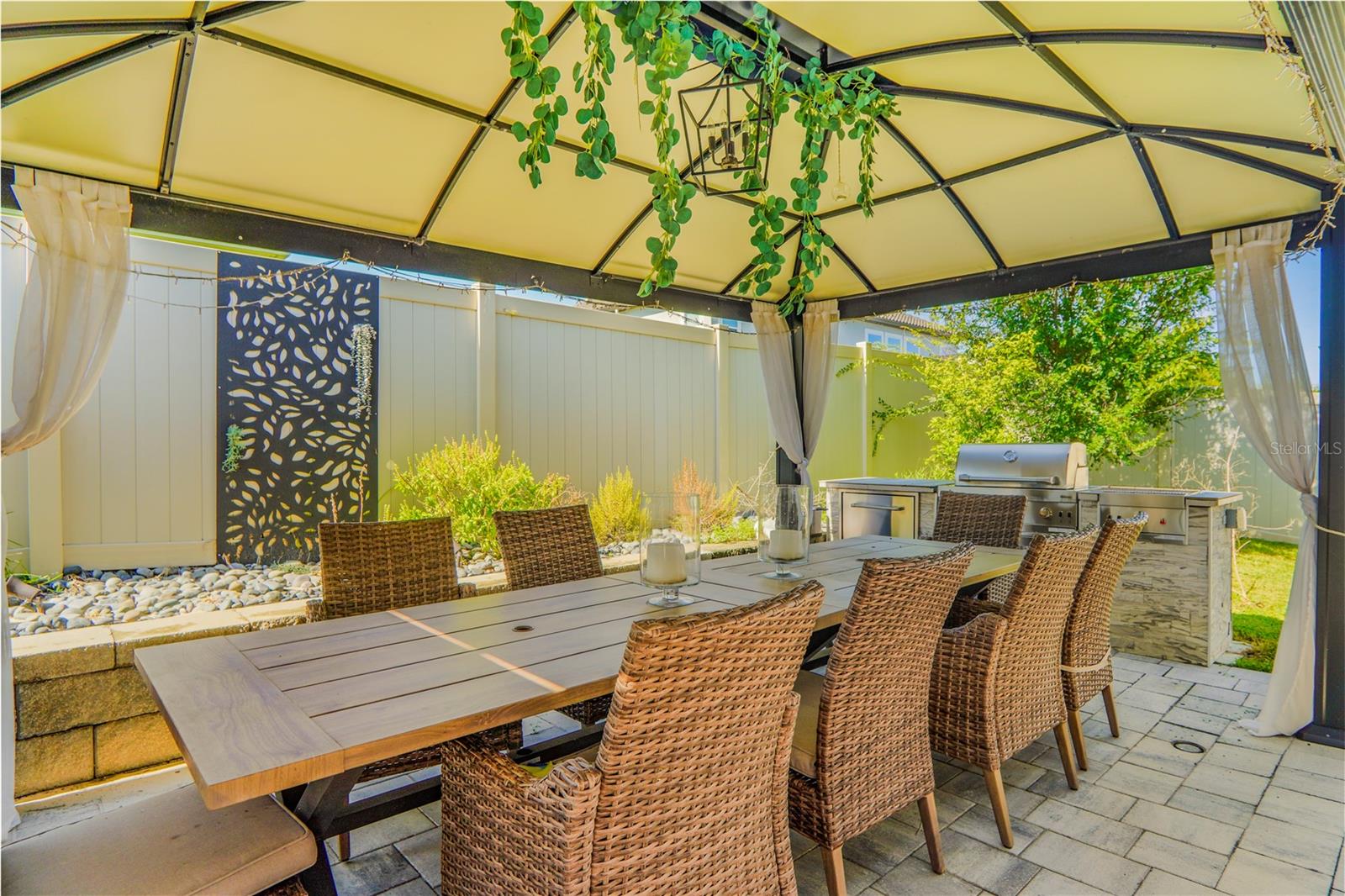 MCALLISTER LNDG PH 2 - Residential Lease