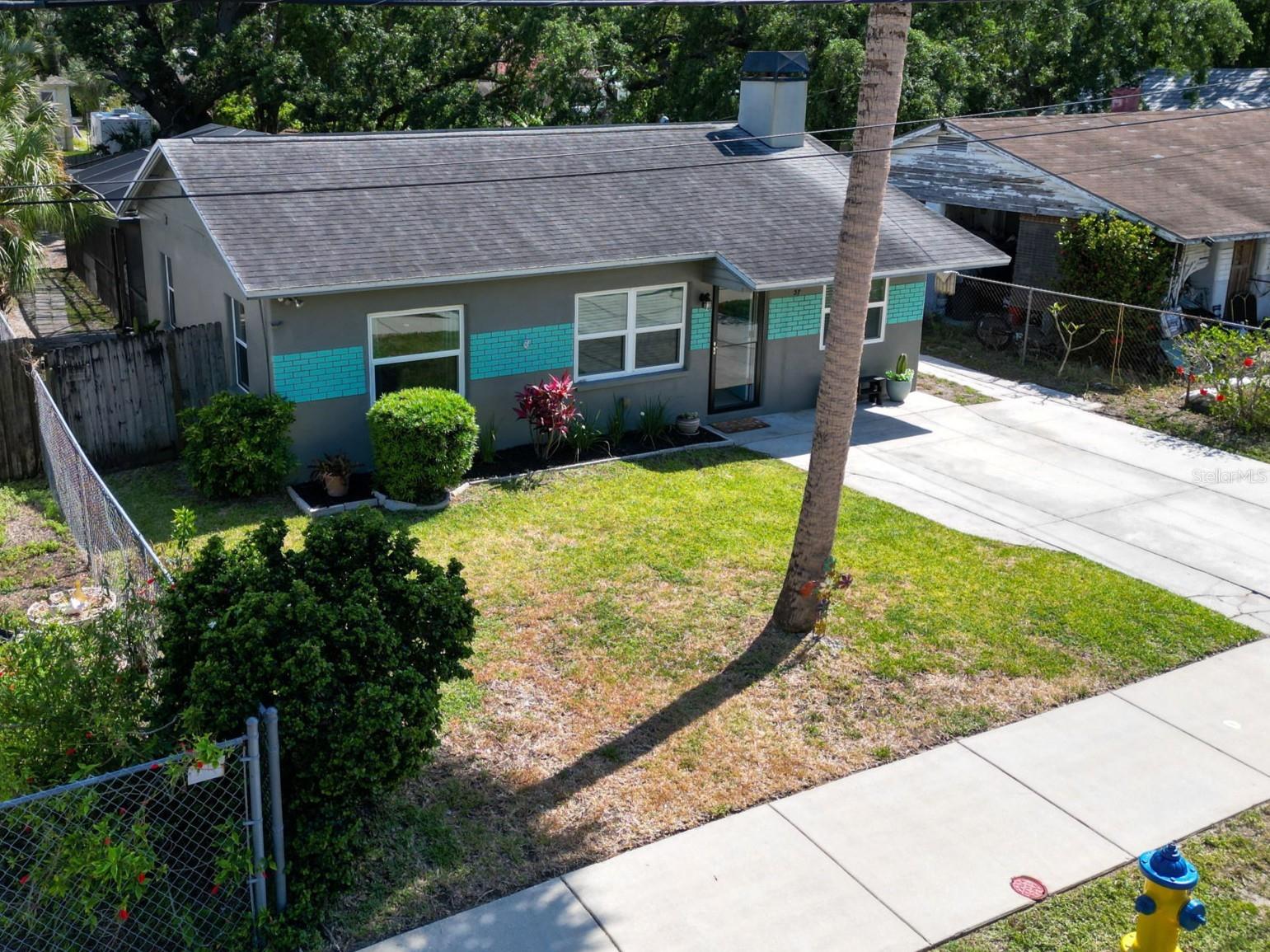 37 W BOYER STREET