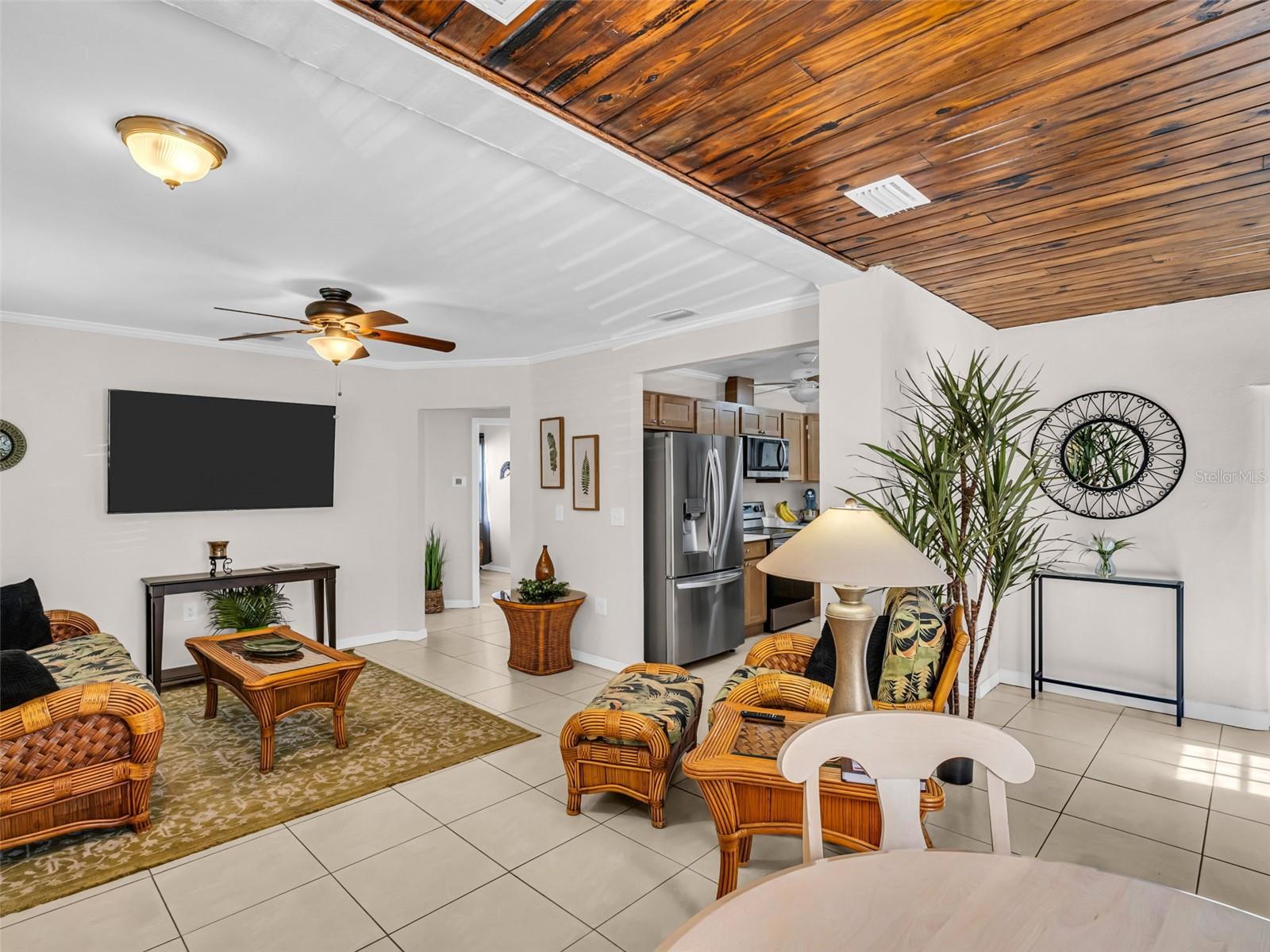 37 W BOYER STREET