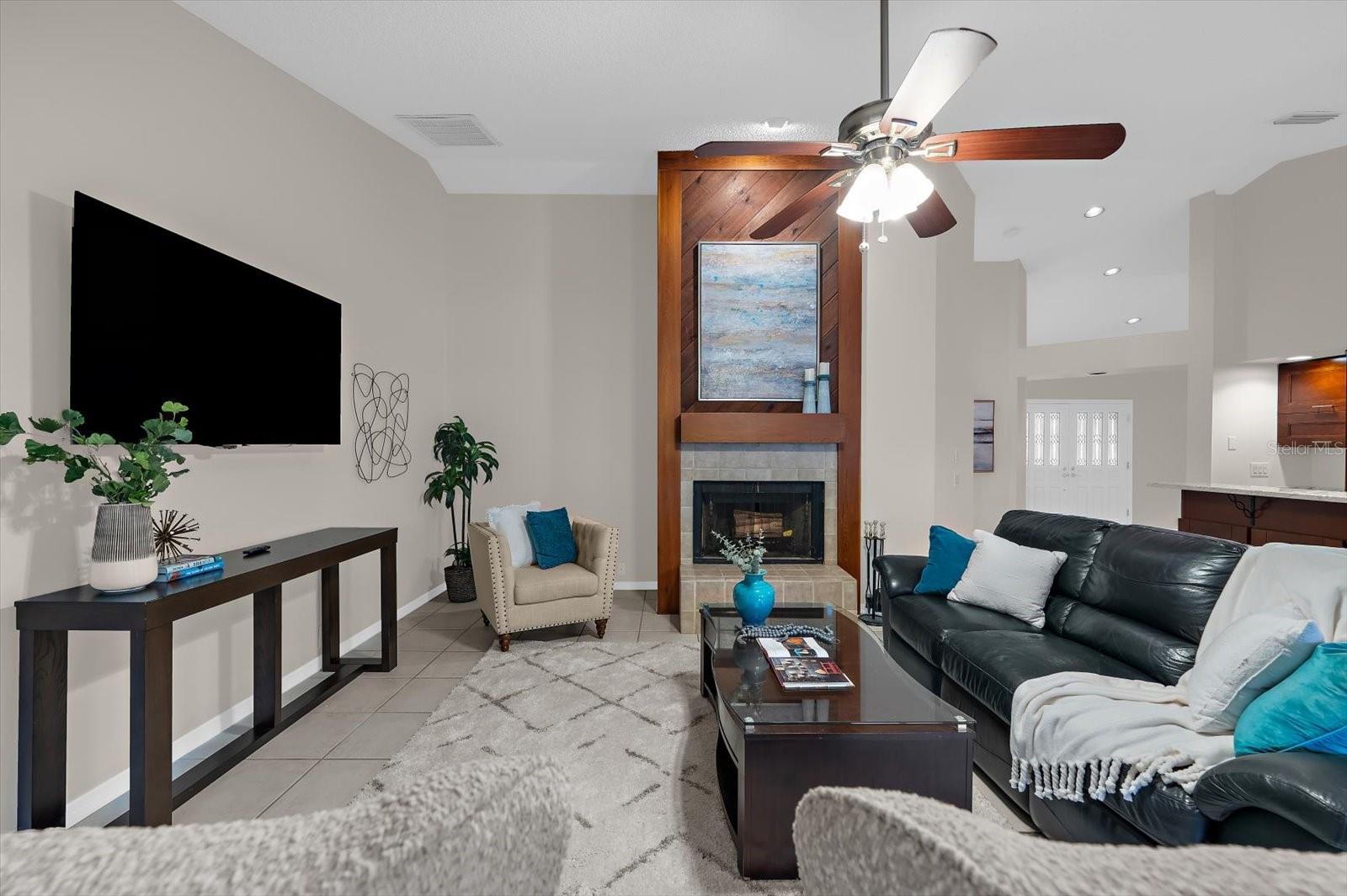 ESTATES AT COBBS LANDING THE PH 1 - Residential