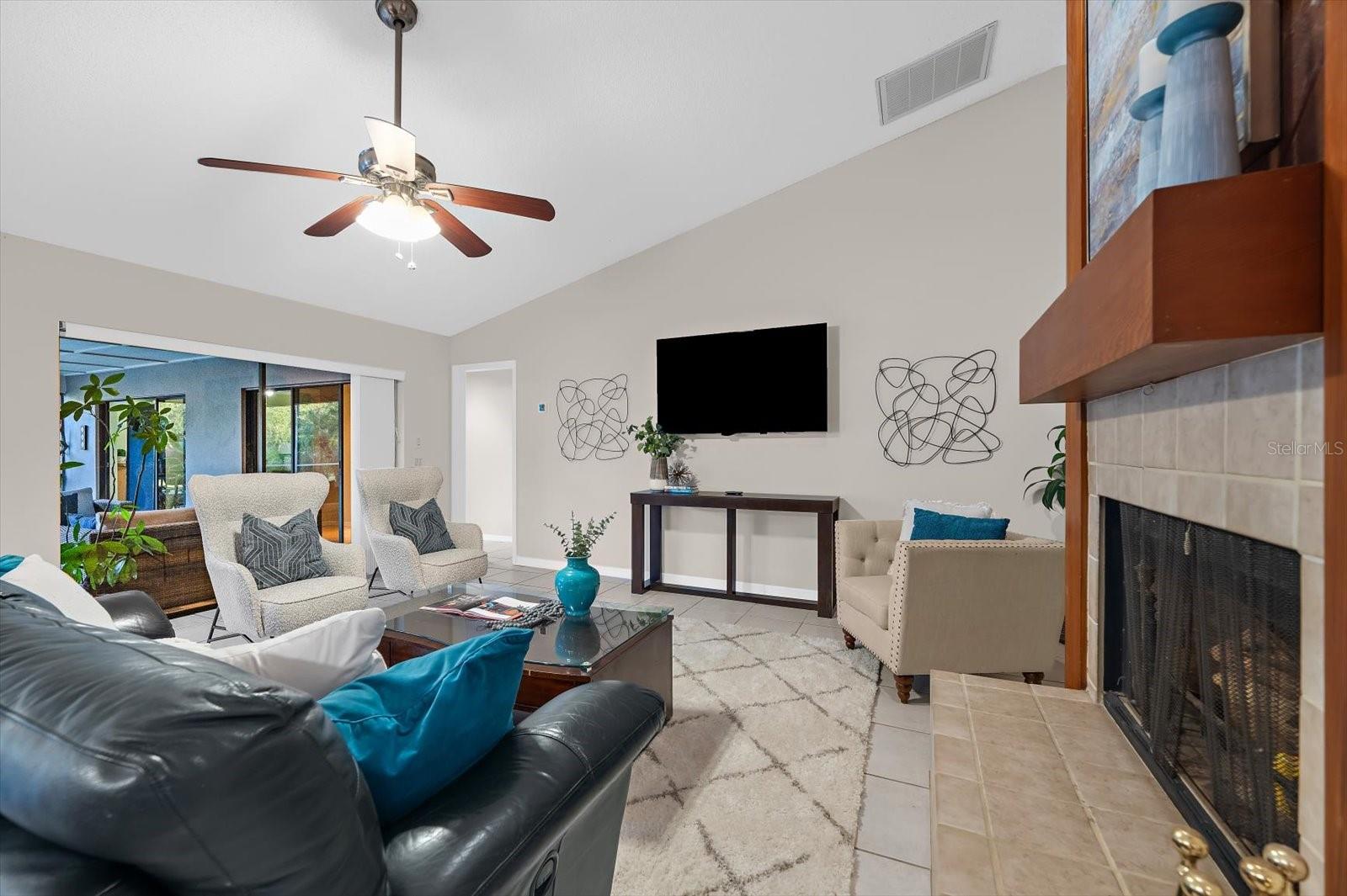 ESTATES AT COBBS LANDING THE PH 1 - Residential