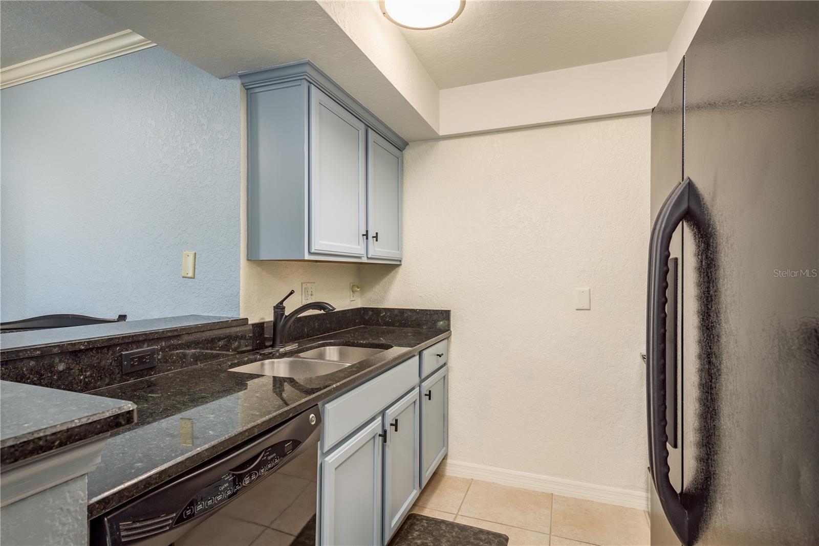 VICTORIA PALMS CONDO - Residential