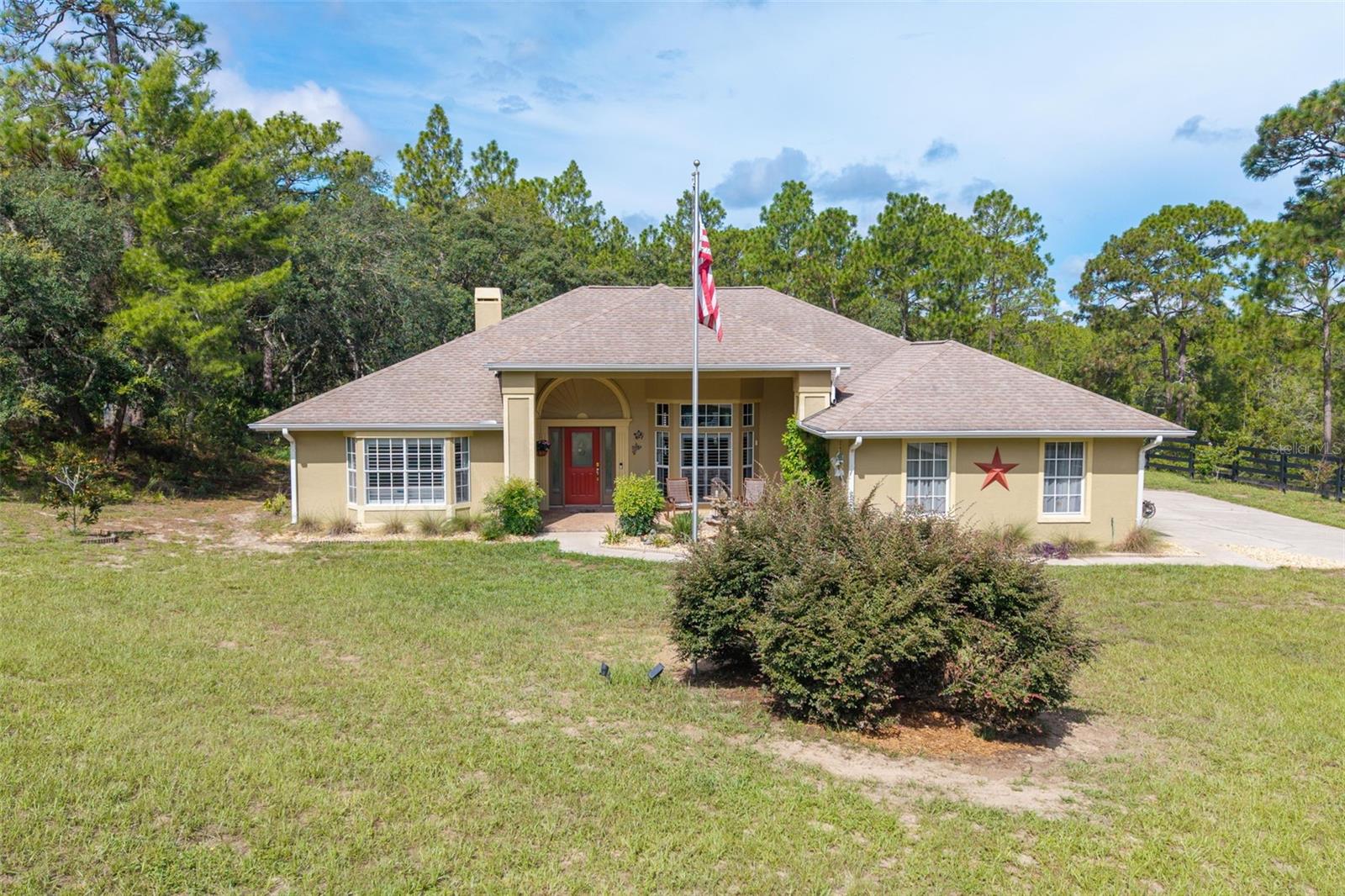 PINE RIDGE UNIT 01 - Residential