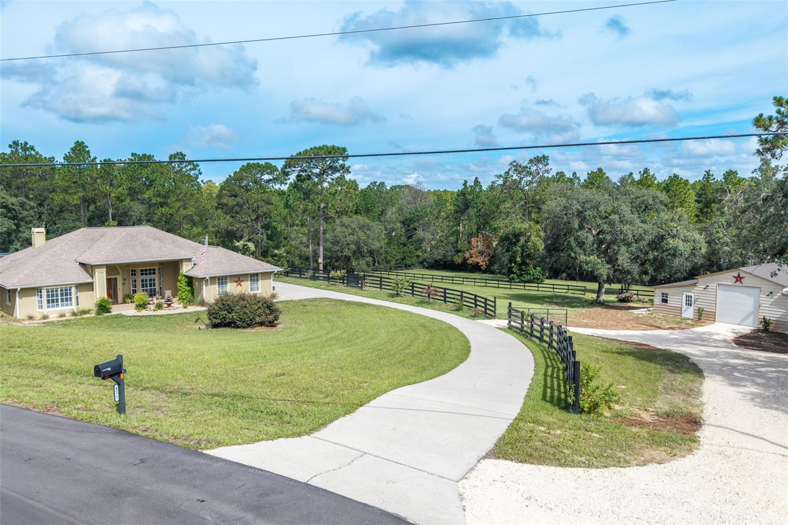 PINE RIDGE UNIT 01 - Residential