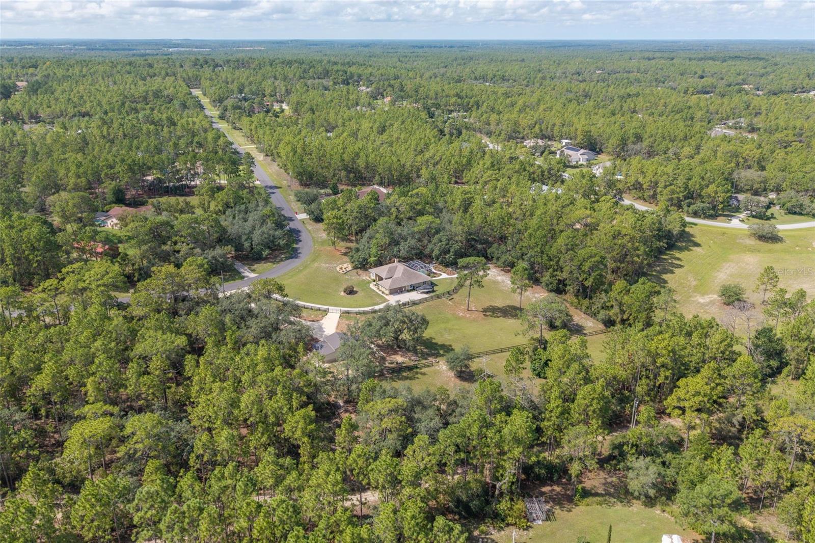 PINE RIDGE UNIT 01 - Residential