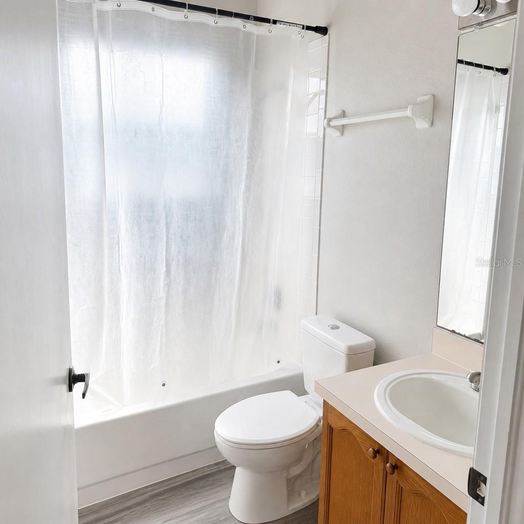 ARBOR RIDGE - Residential Lease