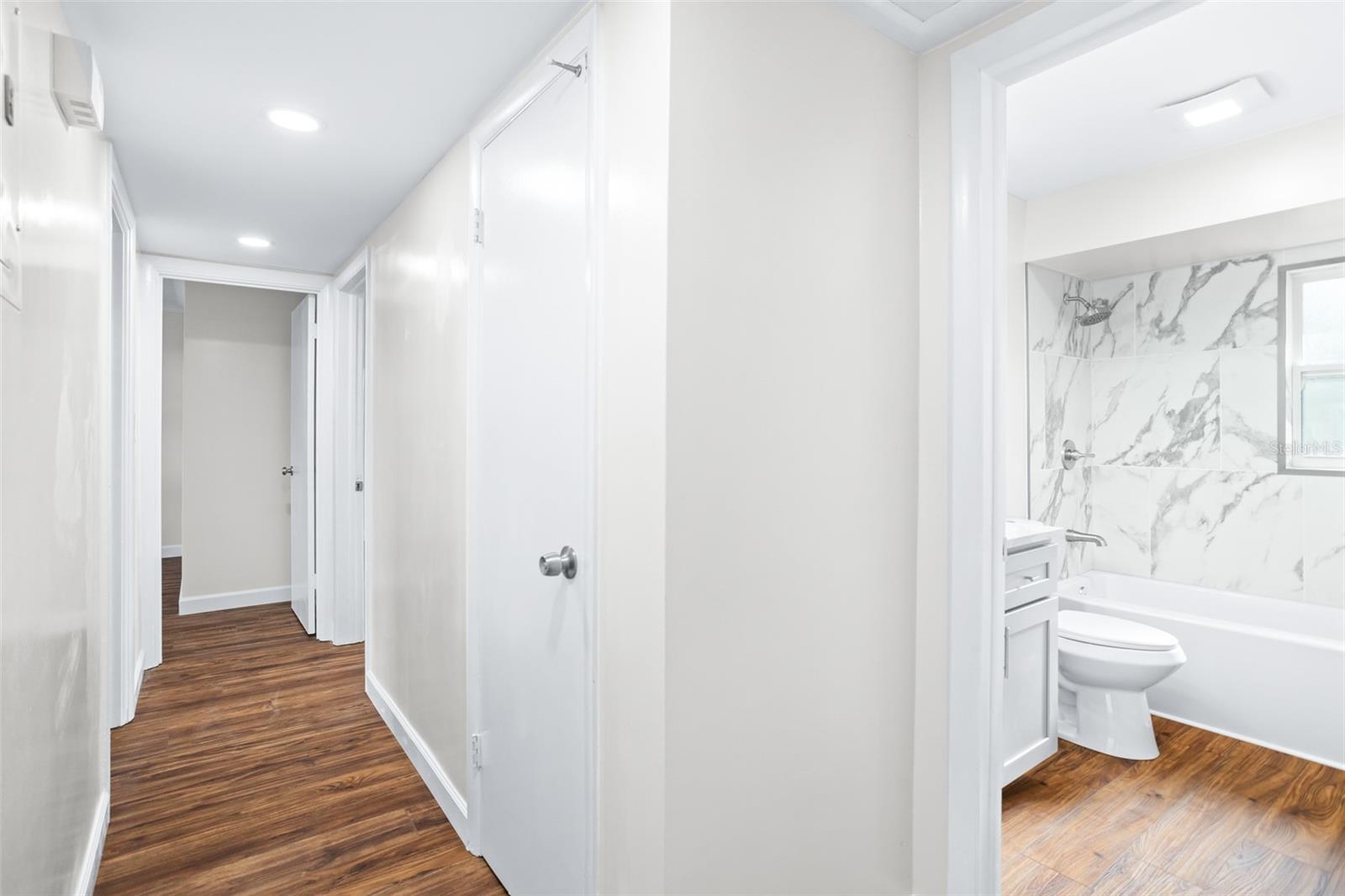 JEWEL SHORES - Residential Lease