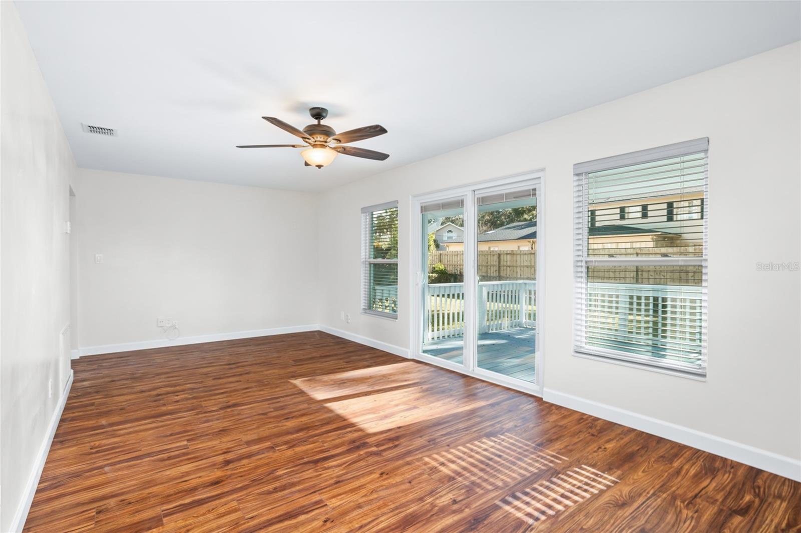 JEWEL SHORES - Residential Lease