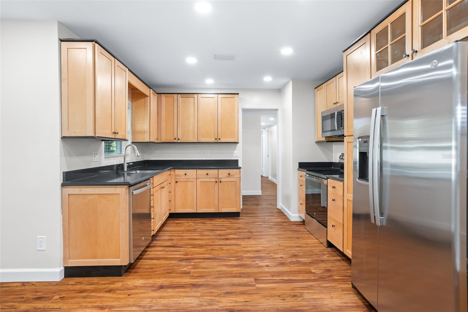 JEWEL SHORES - Residential Lease