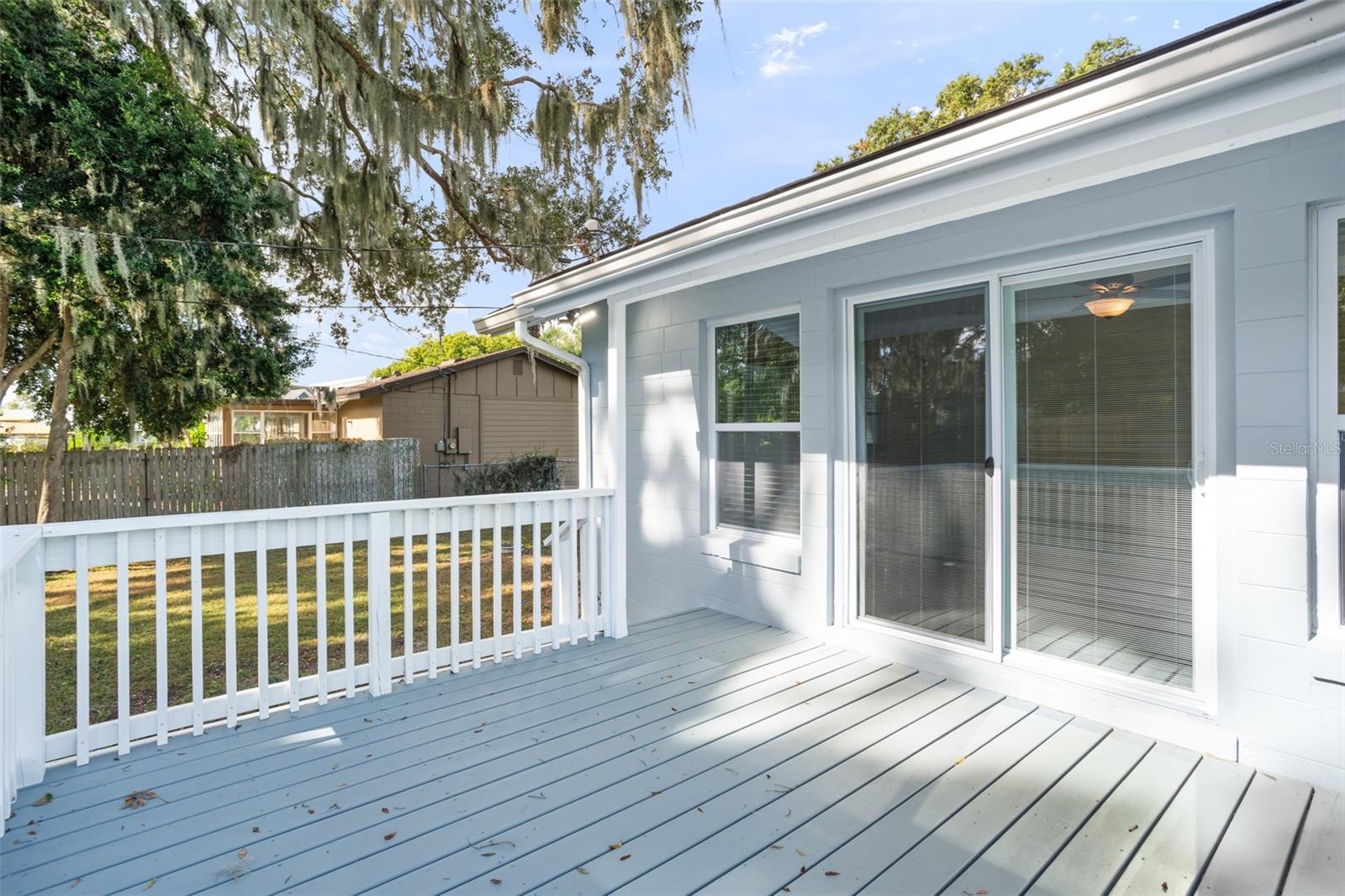 JEWEL SHORES - Residential Lease