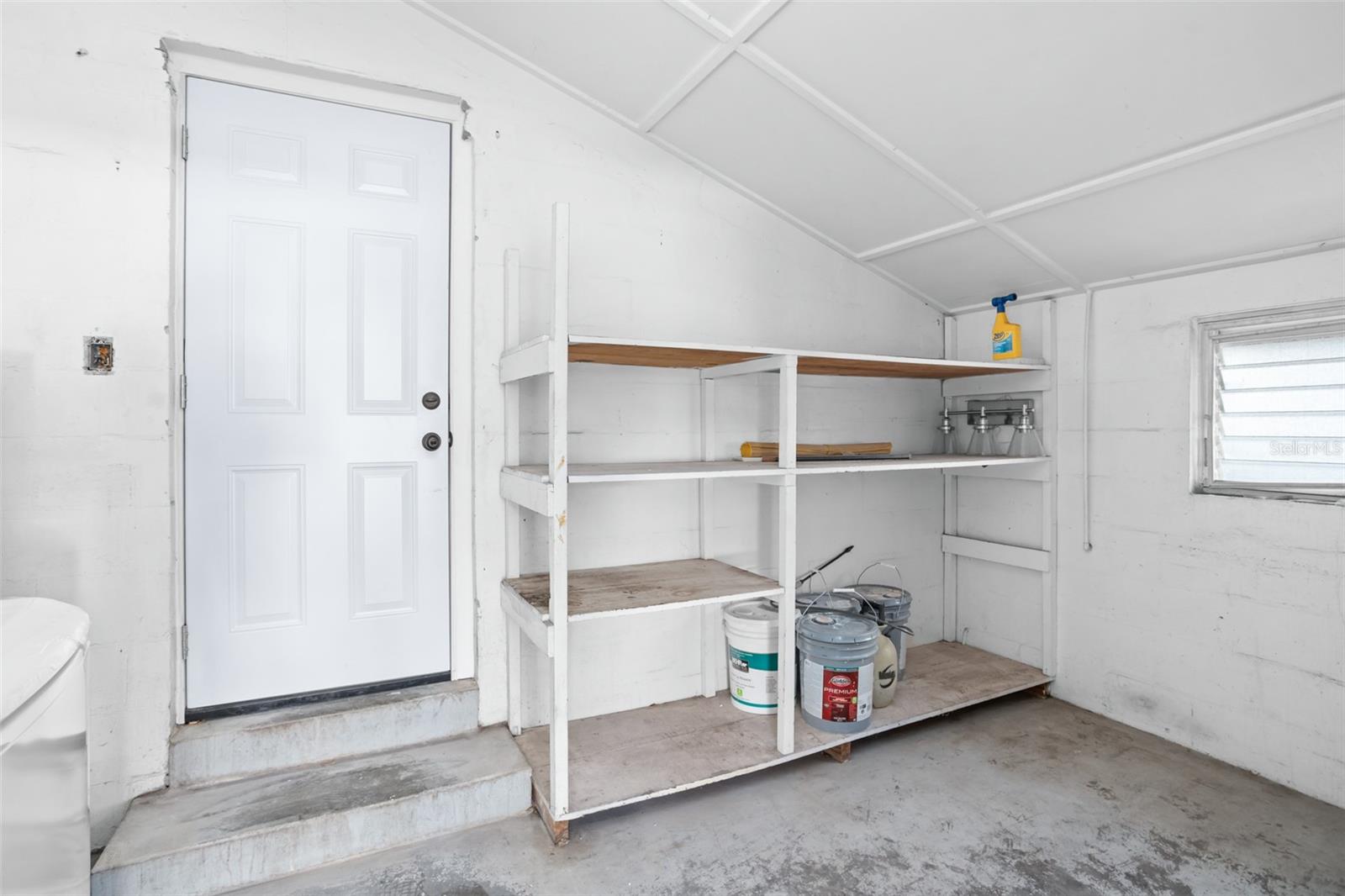 JEWEL SHORES - Residential Lease