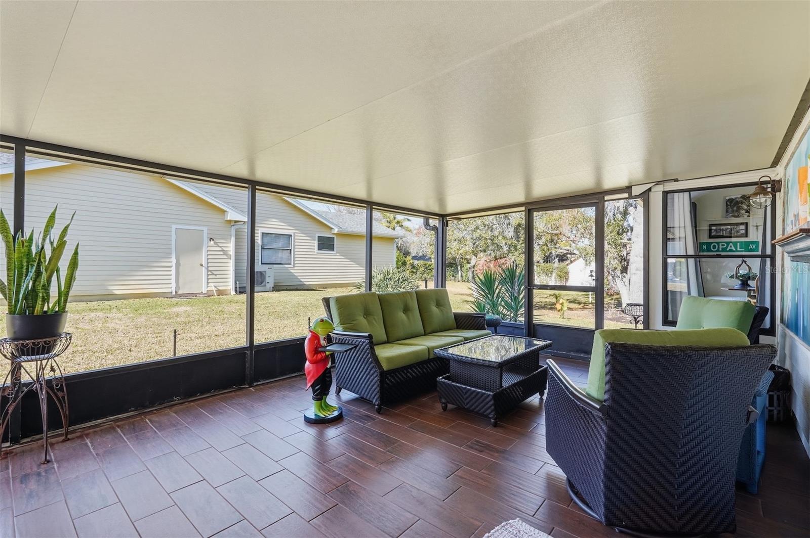 BEACON WOODS GREENSIDE VILLAGE - Residential