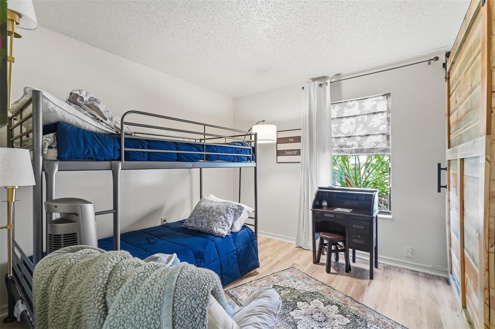 BEACON WOODS GREENSIDE VILLAGE - Residential