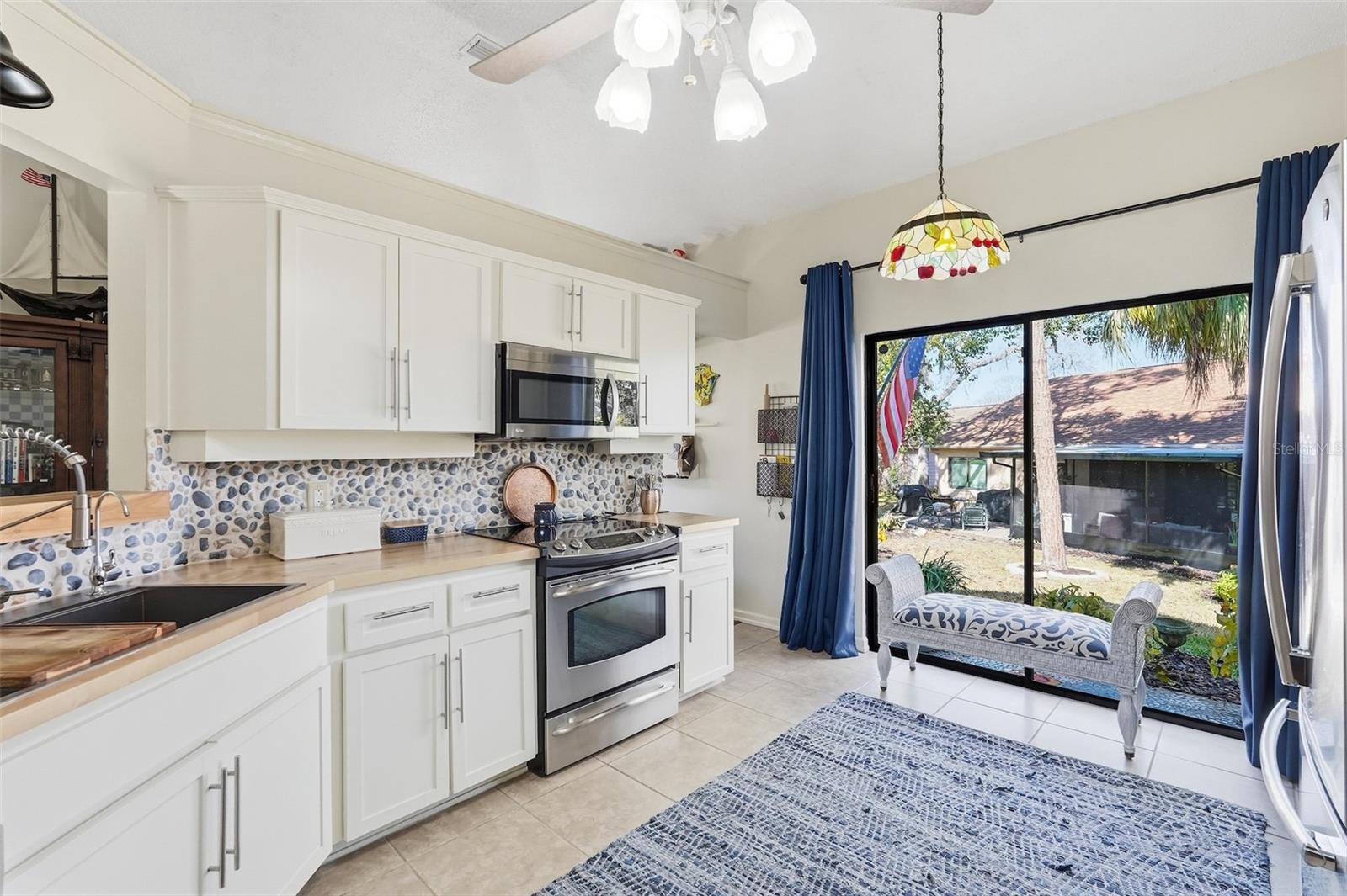 BEACON WOODS GREENSIDE VILLAGE - Residential