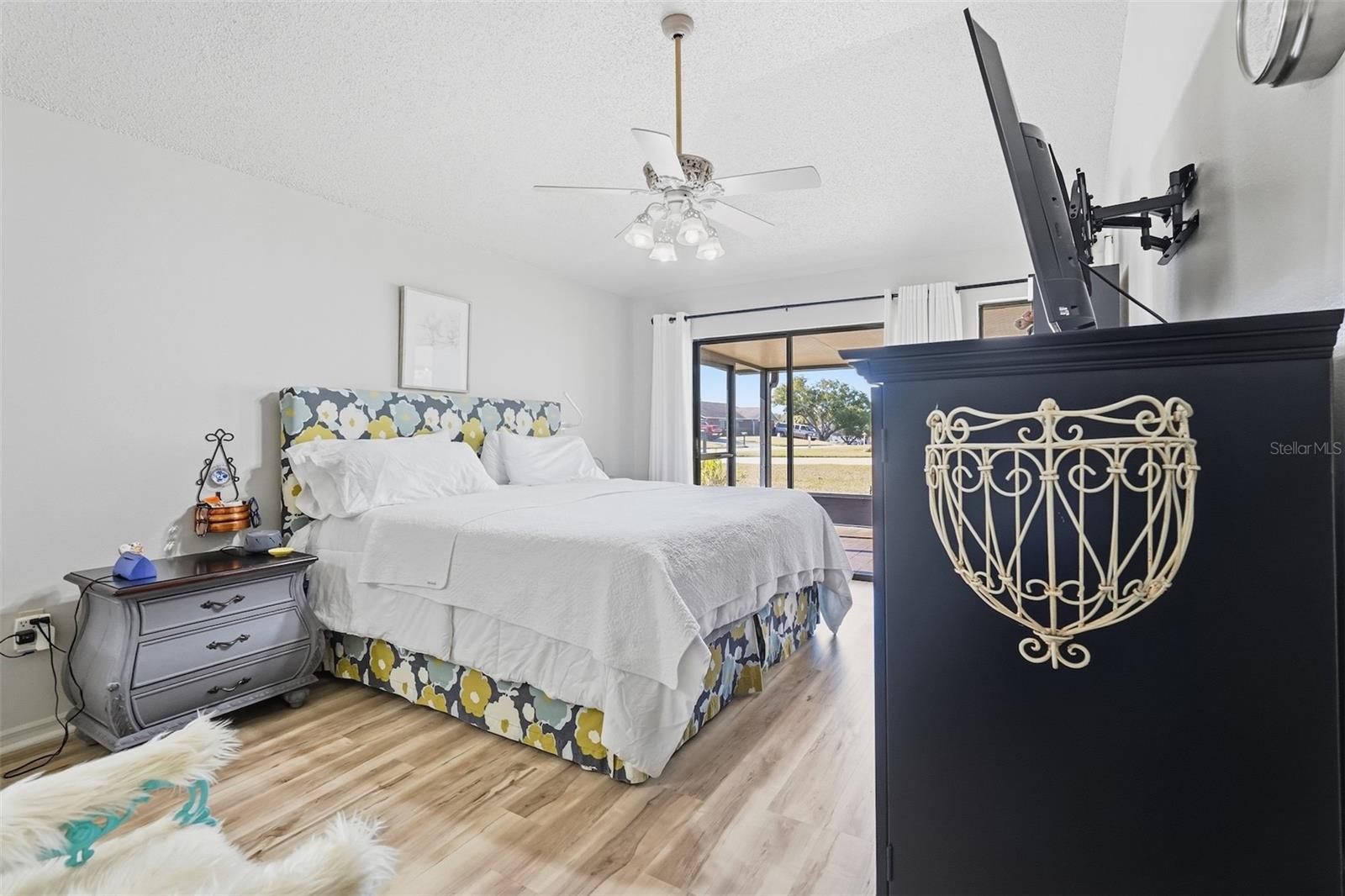 BEACON WOODS GREENSIDE VILLAGE - Residential