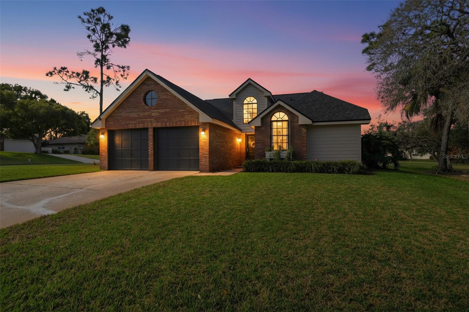 BEACON WOODS GREENSIDE VILLAGE - Residential