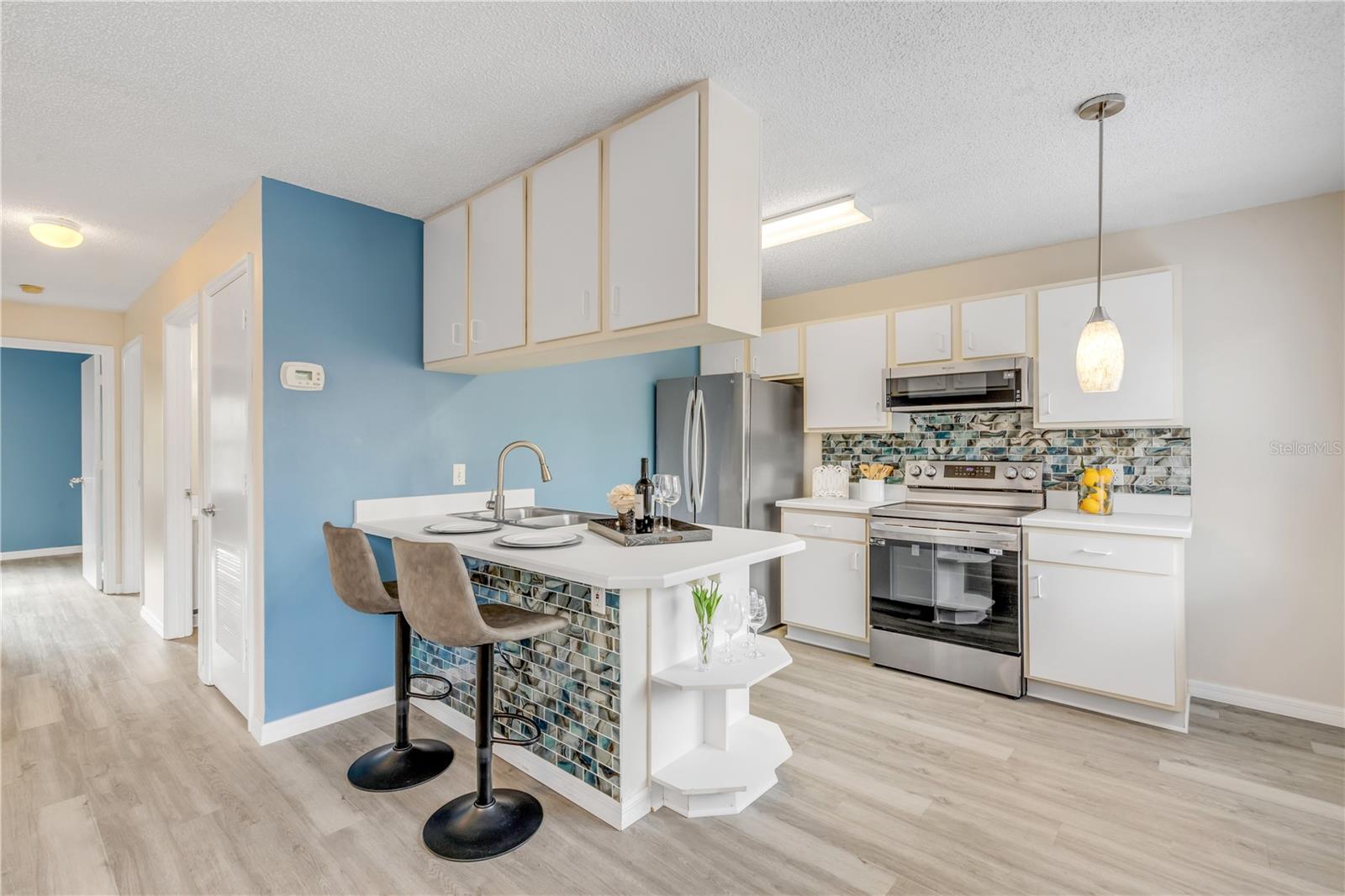 YORKTOWNE ESTATE CONDO - Residential