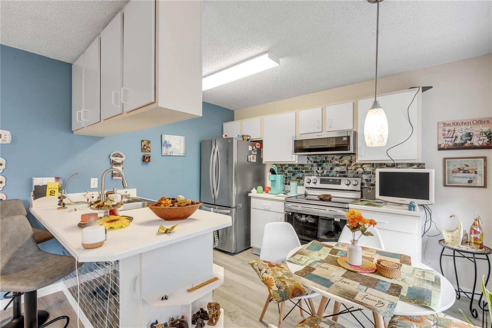 YORKTOWNE ESTATE CONDO - Residential