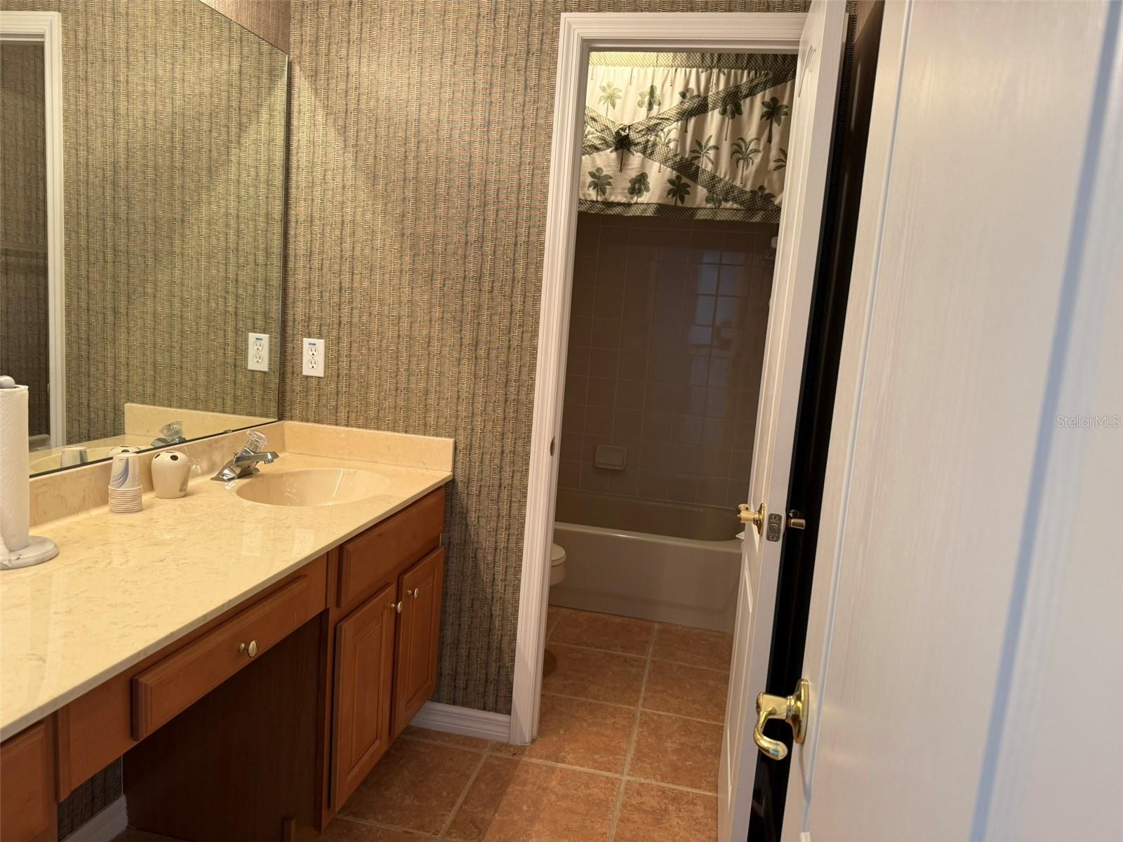 LAKE SHEEN RESERVE PH 01 48 43 - Residential