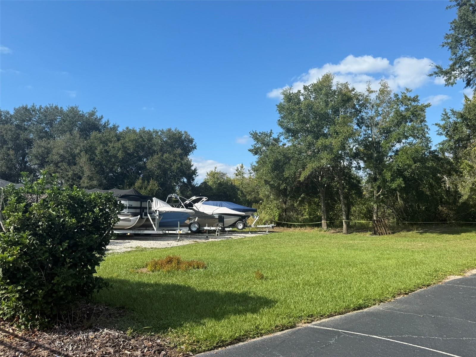 LAKE SHEEN RESERVE PH 01 48 43 - Residential