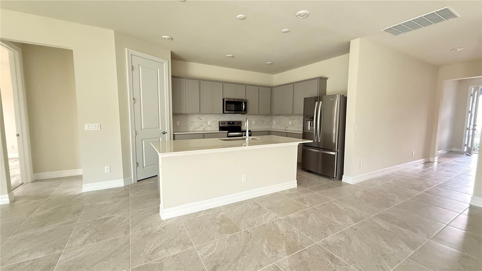 AMELIA GROVES PH 2 - Residential Lease