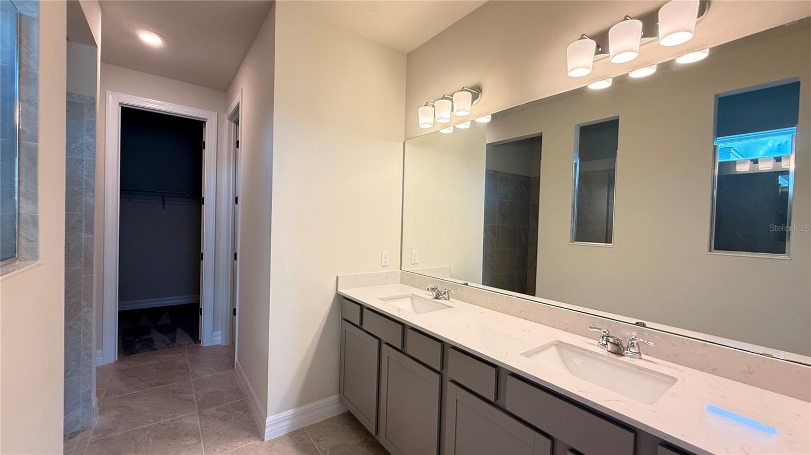 AMELIA GROVES PH 2 - Residential Lease