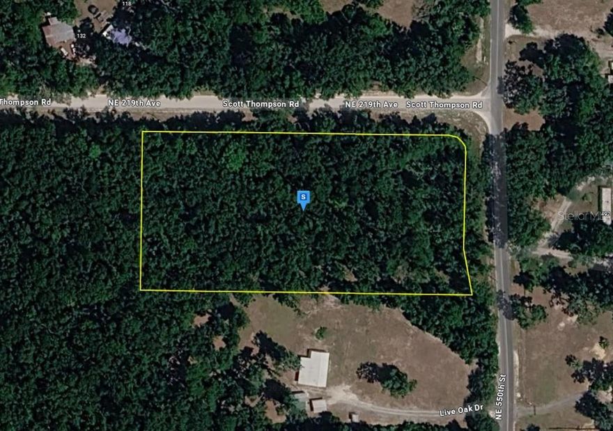 This vacant lot offers an excellent opportunity to build your future home or make a smart investment. Situated in a desirable neighborhood, the property features 2.91 acres with wooded terrain. Enjoy a peaceful setting while remaining conveniently located near shopping, dining, schools, and major highways, providing easy access to city amenities. Whether you’re looking for a private retreat, a development opportunity, or a long-term investment, this lot provides the flexibility and location to suit your needs. Listing is for land only and comes As Is. Street addresses can be for listing purposes only and vacant land will receive a true street address once improved. 
I MAKE IT MY POLICY TO PUT ALL KNOWN INFORMATION ABOUT EACH LOT IN THE WRITE UP DETAILS, SO IF YOU DON’T SEE THE ANSWER YOU’RE LOOKING FOR , PLEASE CONTACT THE COUNTY TO GATHER INFORMATION.PLEASE UNDERSTAND WHEN BUYING OR SELLING VACANT/RAW LAND THIS IS USUALLY THE CASE. THE LISTING AGENT DOES NOT GUARANTEE THE ACCURACY OF THE INFORMATION IN THIS LISTING AND IS TO BE HELD HARMLESS OF ANY MISREPRESENTATION. BUYERS ARE ENCOURAGED TO DO THEIR OWN DUE DILIGENCE TO MAKE SURE THE LOT IS A GOOD FIT. SELLERS HAVE STATED THAT THEY WISH TO SELECT THE TITLE AGENCY FOR CLOSING. THEY ARE WILLING TO COVER THAT COST AT CLOSING. THANK YOU FOR LOOKING. THIS IS A FLAT FEE LIMITED-SERVICE LISTING.