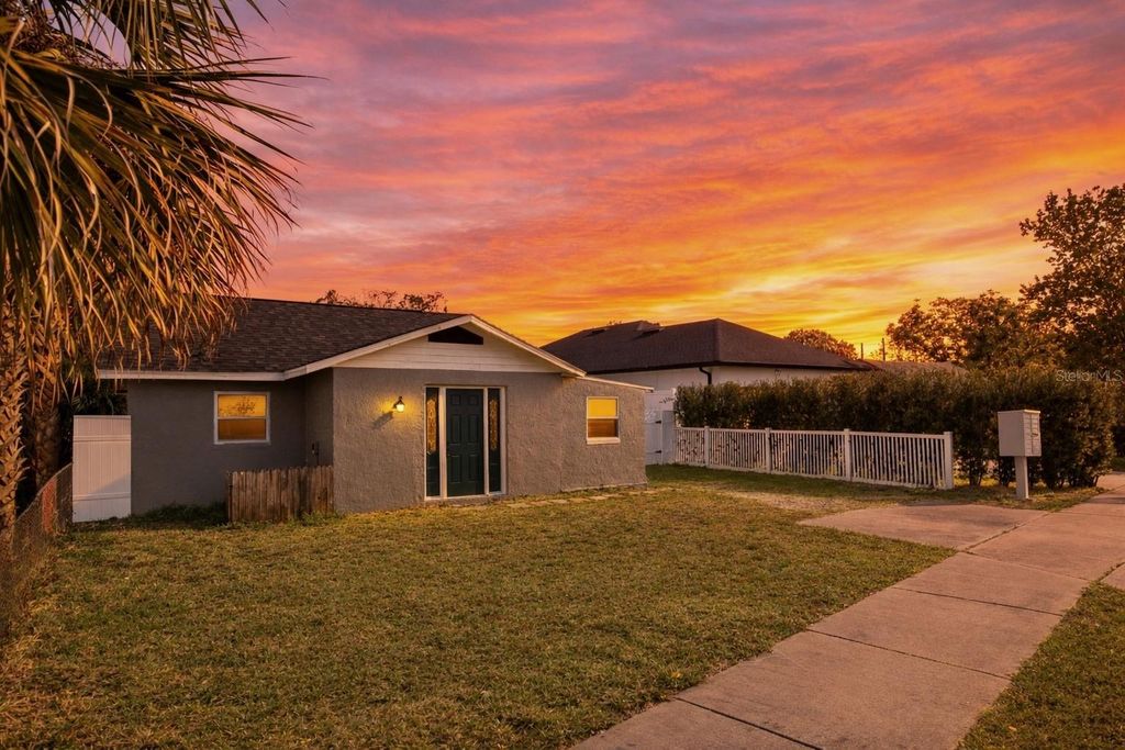 Photo of 5419 Old Cheney Highway, Orlando, FL 32807 (MLS # O6392553)