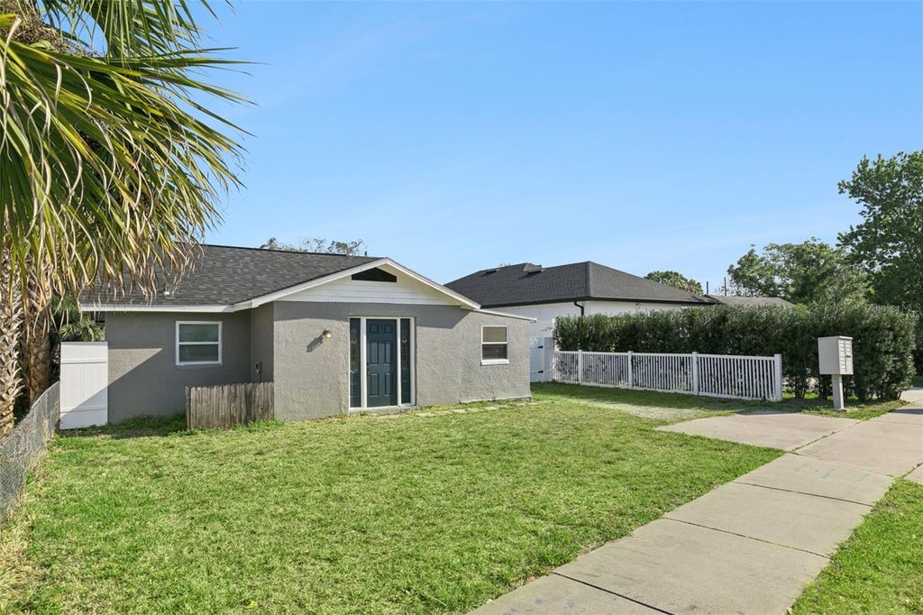 Photo of 5419 Old Cheney Highway, Orlando, FL 32807 (MLS # O6392553)