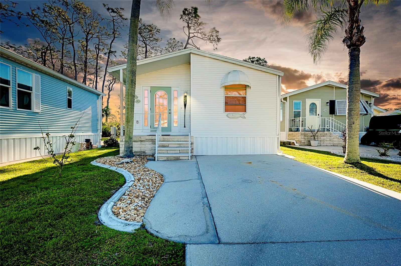 Charming & Furnished Home in Kingsgate Park – 55+ Gated Community
Bright and well-maintained home in the active 55+ gated community of Kingsgate Park. Offering 667 sq. ft. of comfortable living space including A/C raised lanai, this 1-bedroom, 1-bathroom home features a raised lanai, providing additional living space to relax and enjoy the Florida lifestyle. The home is fully furnished, making it a perfect choice for a seasonal retreat or a full-time residence.
Recent Upgrades for Comfort & Efficiency. This home has been thoughtfully updated, featuring a newer roof (2022) for durability, a well-maintained A/C system (2018) to keep you cool, and a brand-new washer and dryer (2023) for added convenience. The long driveway provides ample parking for two vehicles.
Resort-Style Amenities & Low HOA Fees. Kingsgate Park offers an active and friendly community with amenities including a community pool, clubhouse, fitness center, tennis courts, pickleball, bocce, shuffleboard, and a private boat ramp with a kayak launch. The low HOA fee includes water, sewer, internet, trash, and grounds maintenance, ensuring a hassle-free lifestyle.
Prime Location – Minutes to Beaches & Downtown. Conveniently located just 4 miles from Nokomis Beach and Downtown Venice, this home provides easy access to beautiful Gulf beaches, shopping, dining, and entertainment. Sarasota Memorial Hospital’s Venice campus is only 2.5 miles away, and outdoor enthusiasts will love the Legacy Trail and Oscar Scherer State Park for biking, walking, and nature exploration.
This move-in-ready home offers the perfect blend of comfort, modern updates, and a vibrant community in an excellent location. Schedule your private showing today!
