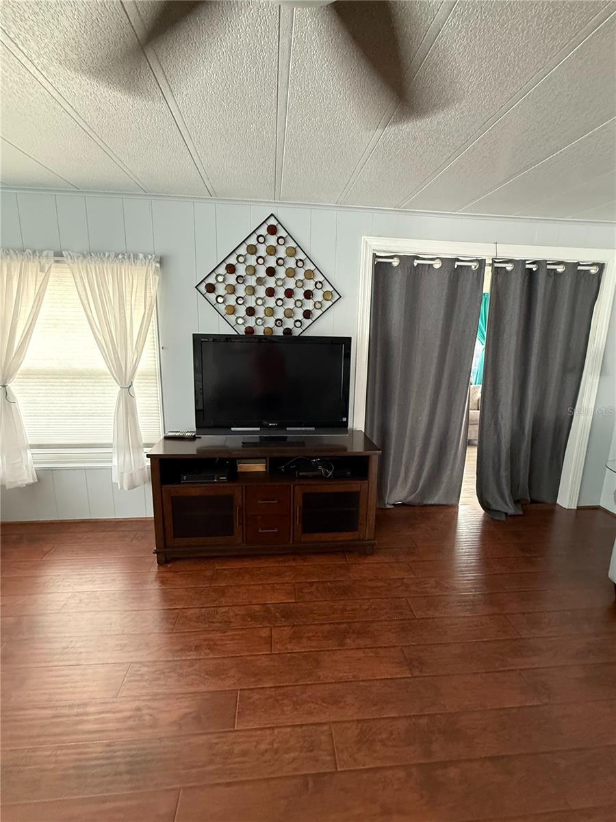 PINEY POINT HOMEOWNERS CO-OP - Residential