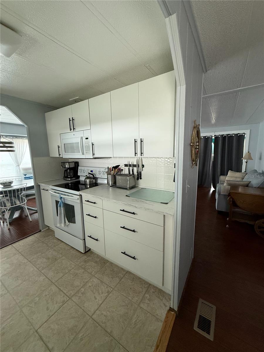PINEY POINT HOMEOWNERS CO-OP - Residential